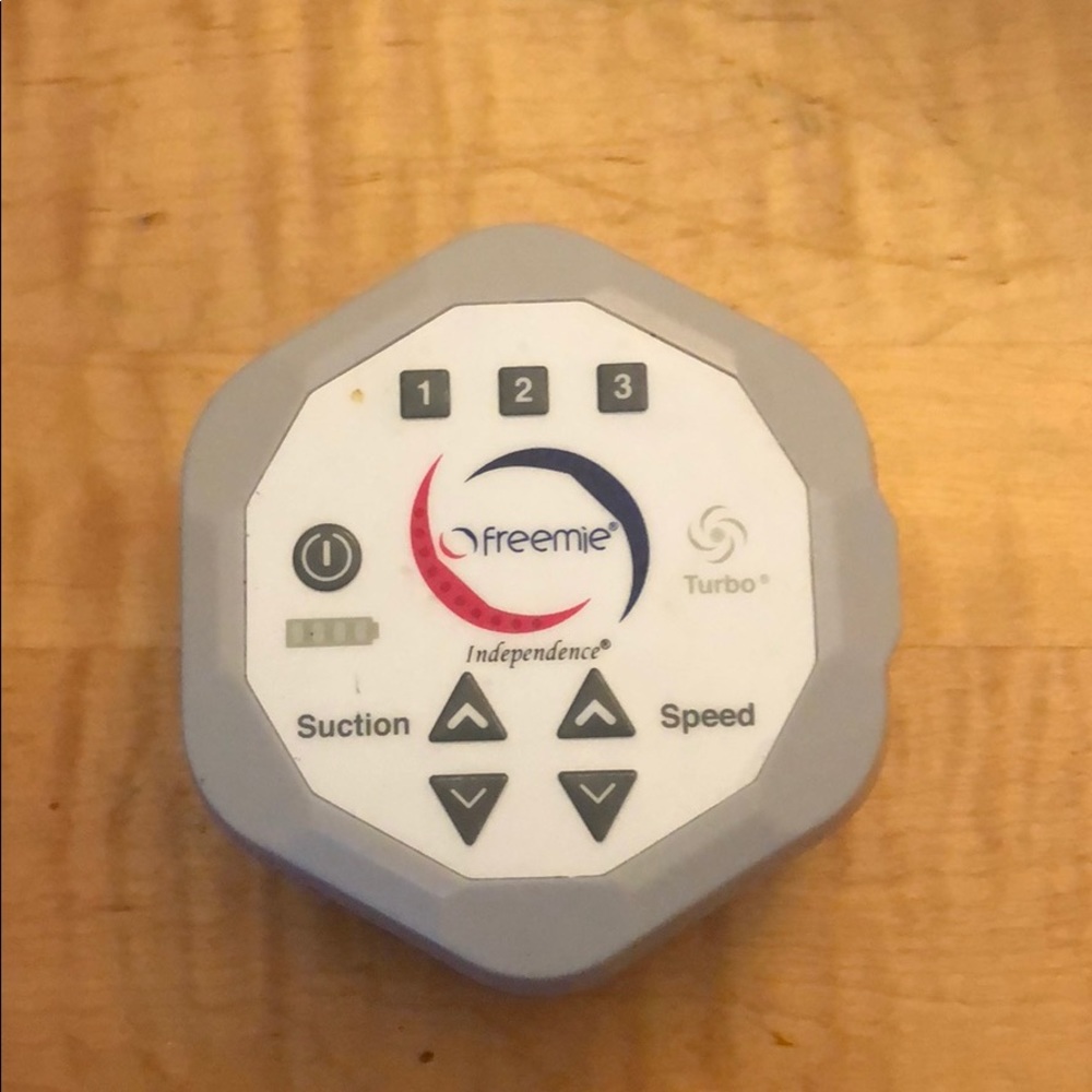 Freemie Independence Hands Free Pump